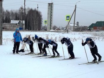 Лыжные гонки.